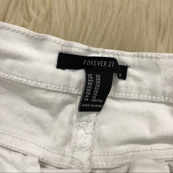 Forever 21 white high rise jean shorts - Picture 3 of 5